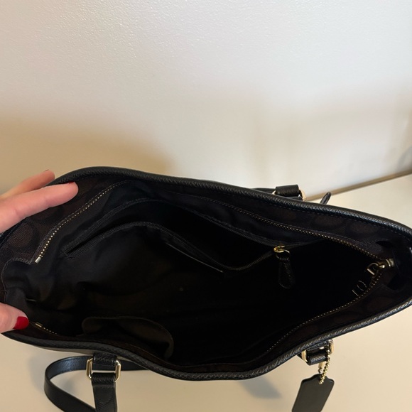 Coach Dark Brown and Black Purse - Picture 4 of 9